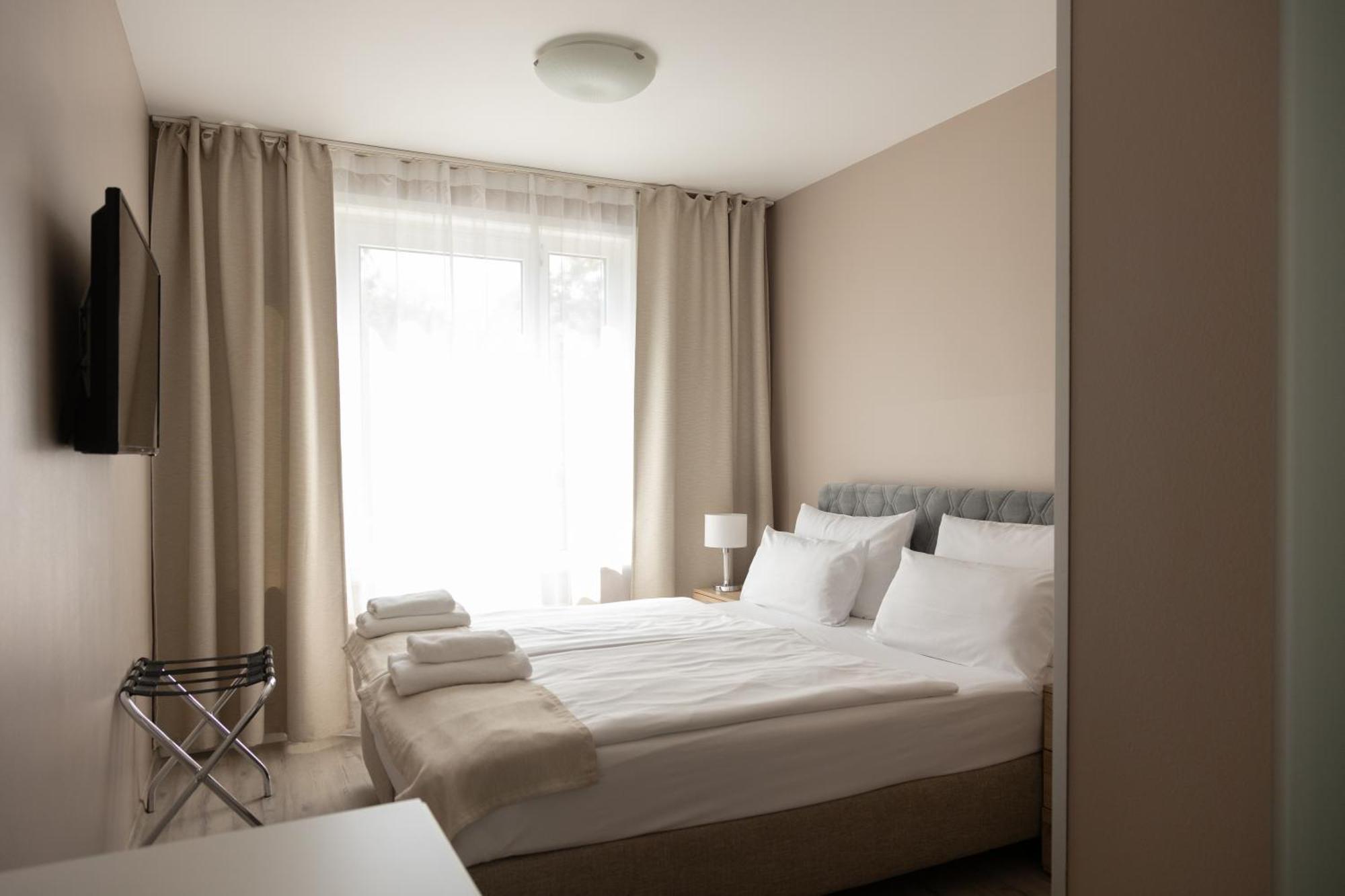 Hotel Pankow Berlin Bagian luar foto